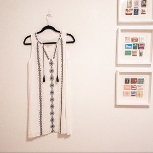 White & Black LOFT Shift Dress with Tassels